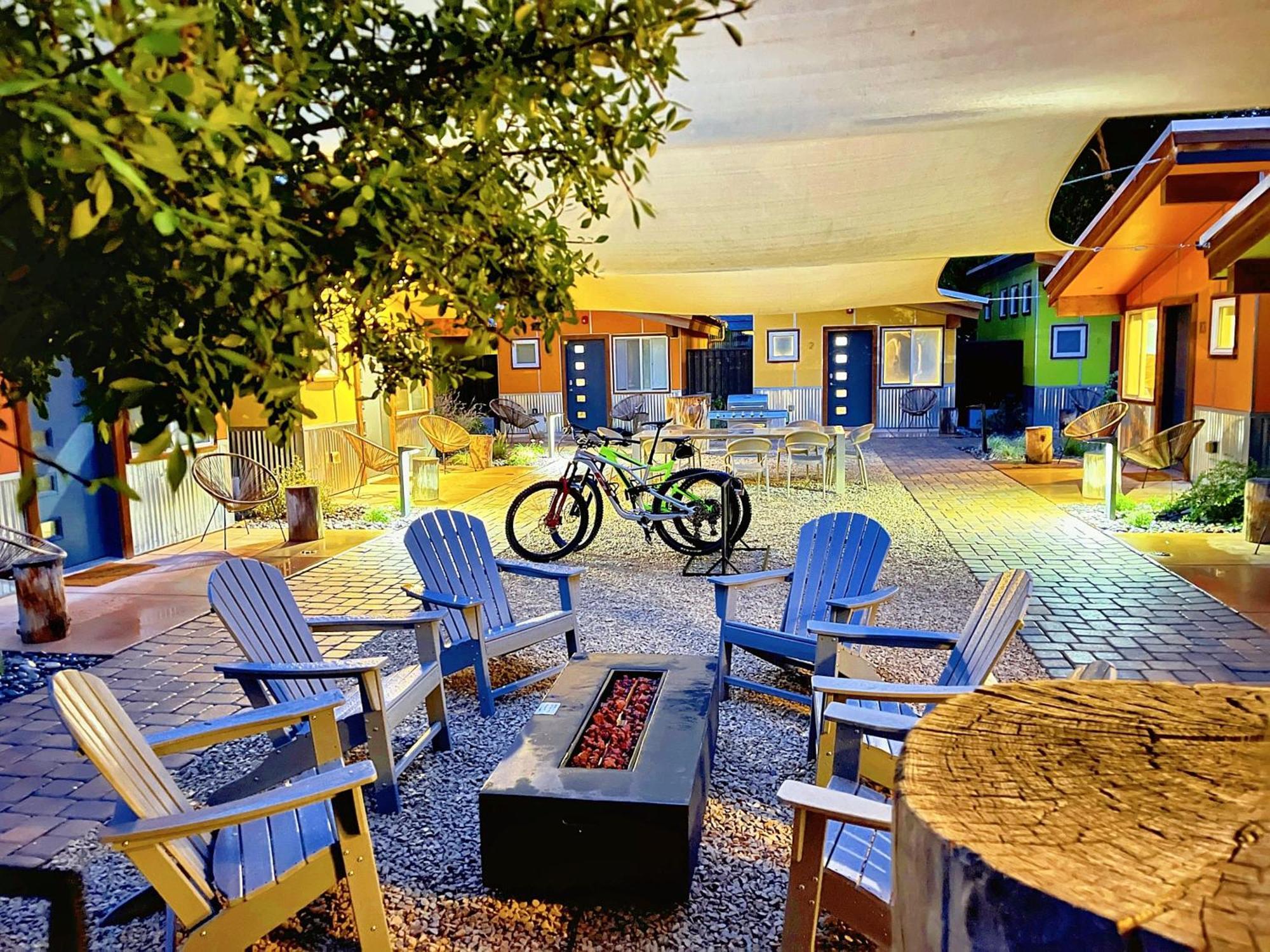Downtown Kokopelli West 6 - Newly Remodeled Stylish Studio Moab Luaran gambar